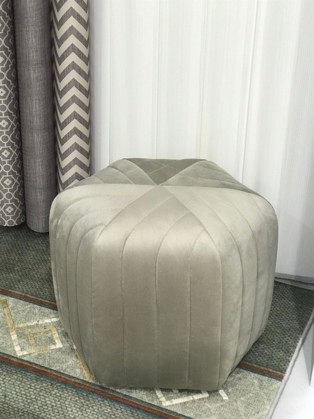 DIAMOND FOOTSTOOL (MULTI-COLOURS)