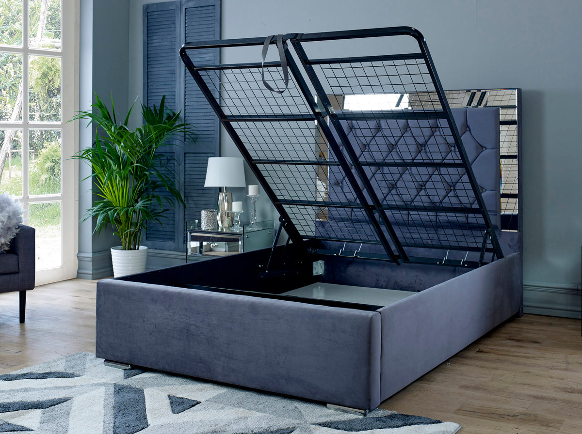 Chesterfield Mirror Ottoman Bed