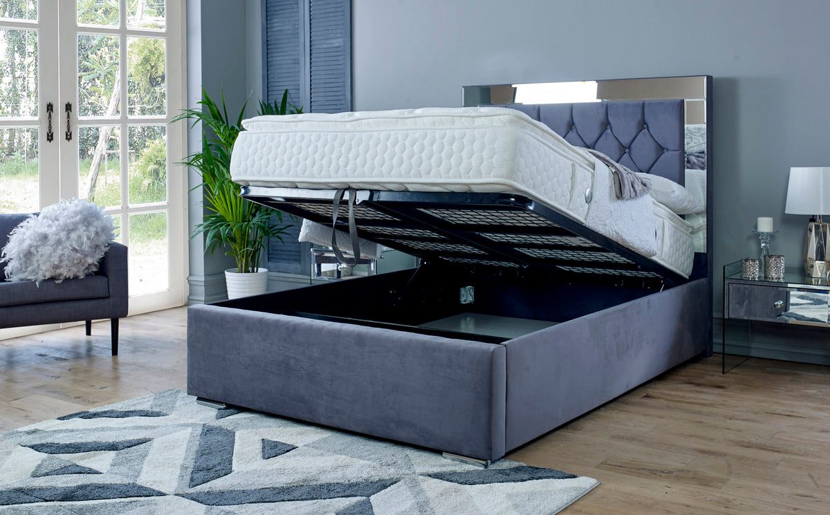 Chesterfield Mirror Ottoman Bed